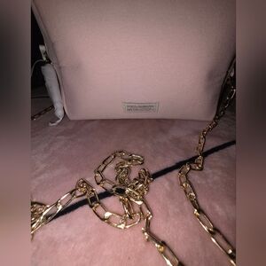 Dolce & Gabbana Light Pink Crossbody. Beautiful Zipper Pull. Lots Of Room